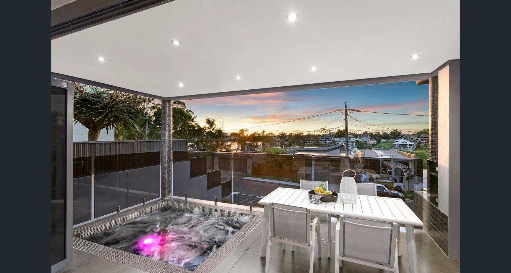 Holiday home Versace Sydney